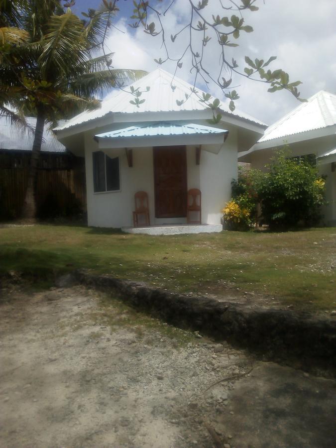 John Lhea Beach Cottages Siquijor Exteriör bild