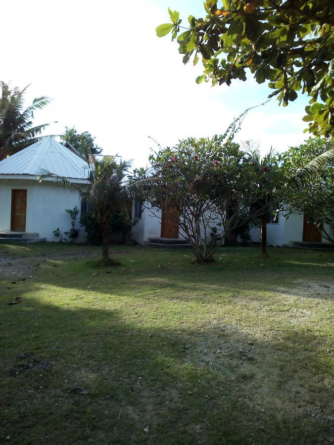John Lhea Beach Cottages Siquijor Exteriör bild