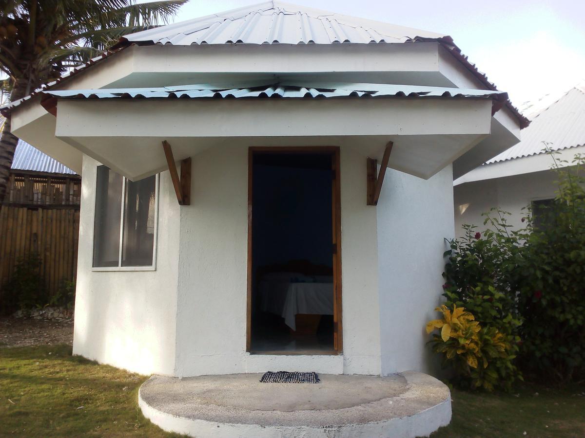 John Lhea Beach Cottages Siquijor Exteriör bild