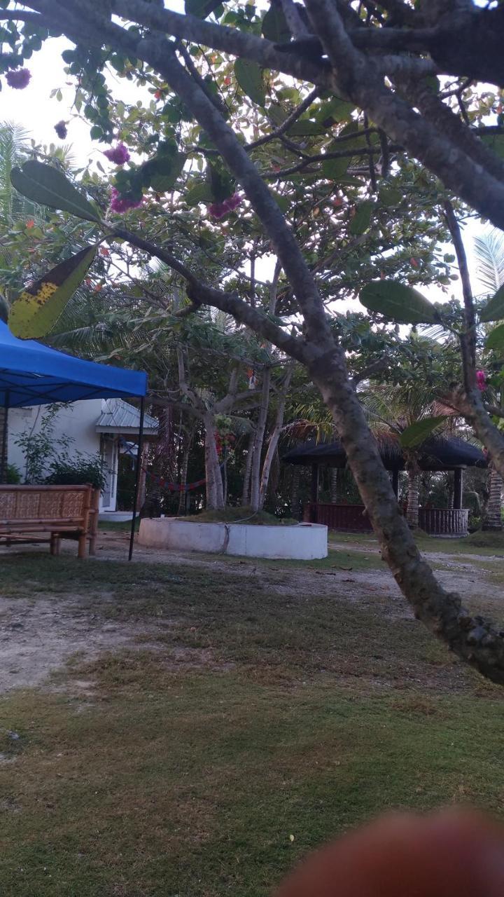 John Lhea Beach Cottages Siquijor Exteriör bild