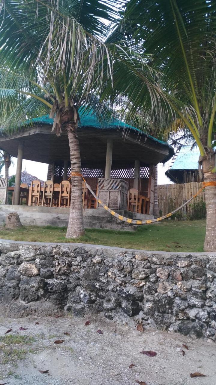 John Lhea Beach Cottages Siquijor Exteriör bild