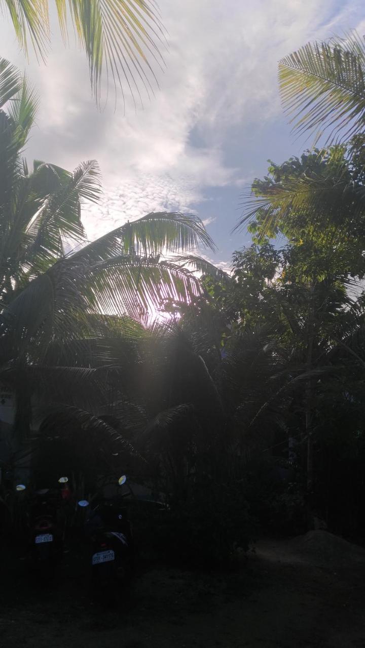 John Lhea Beach Cottages Siquijor Exteriör bild